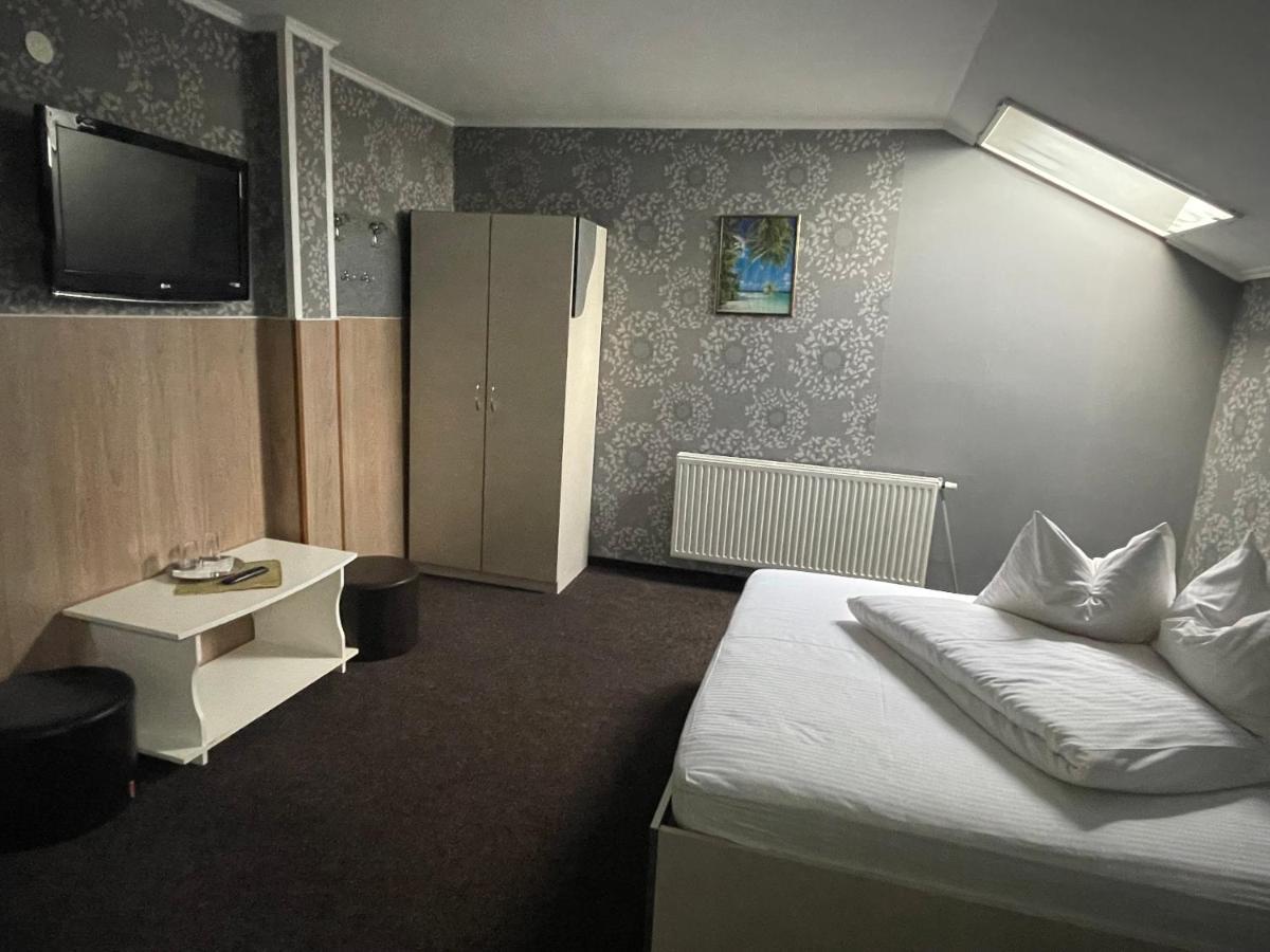 Pension Regal Satu Mare Luaran gambar